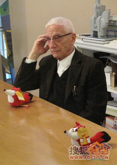 ʦAlessandro Mendini