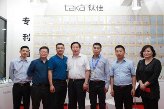 Taka智能马桶盖，最in“盖”世英雄